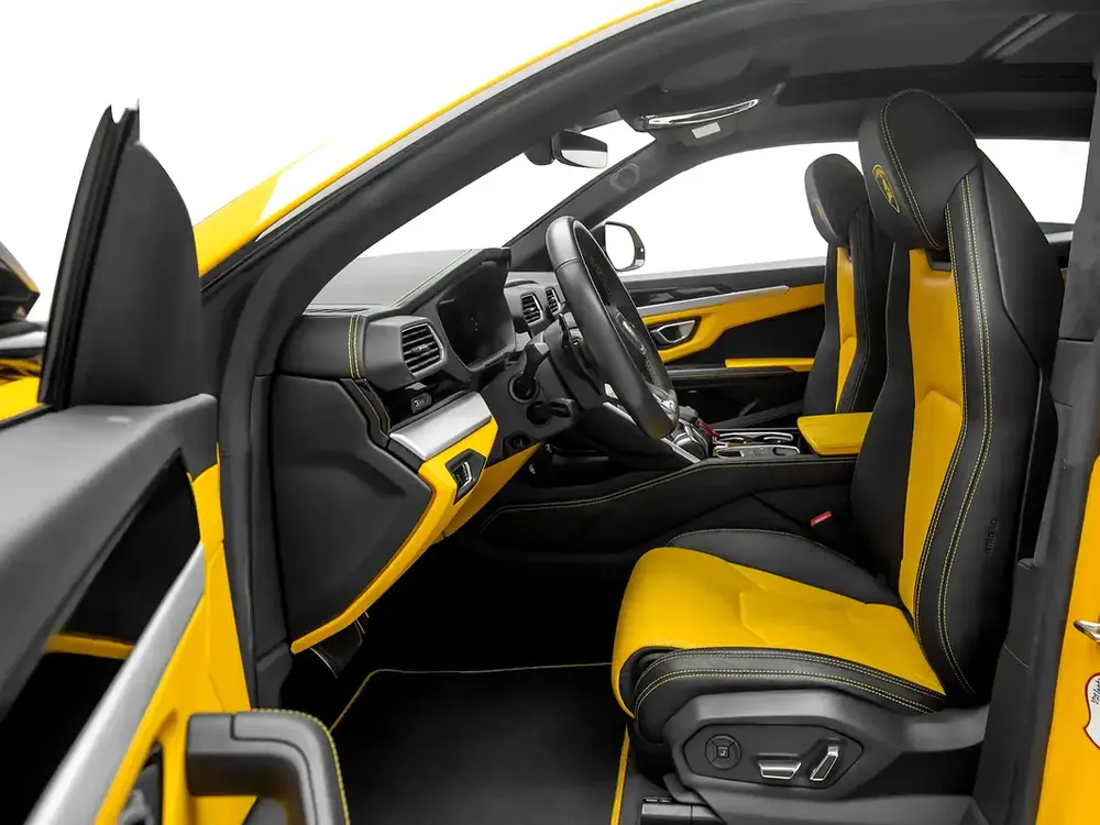 2020 | Lamborghini | Urus - Image 9