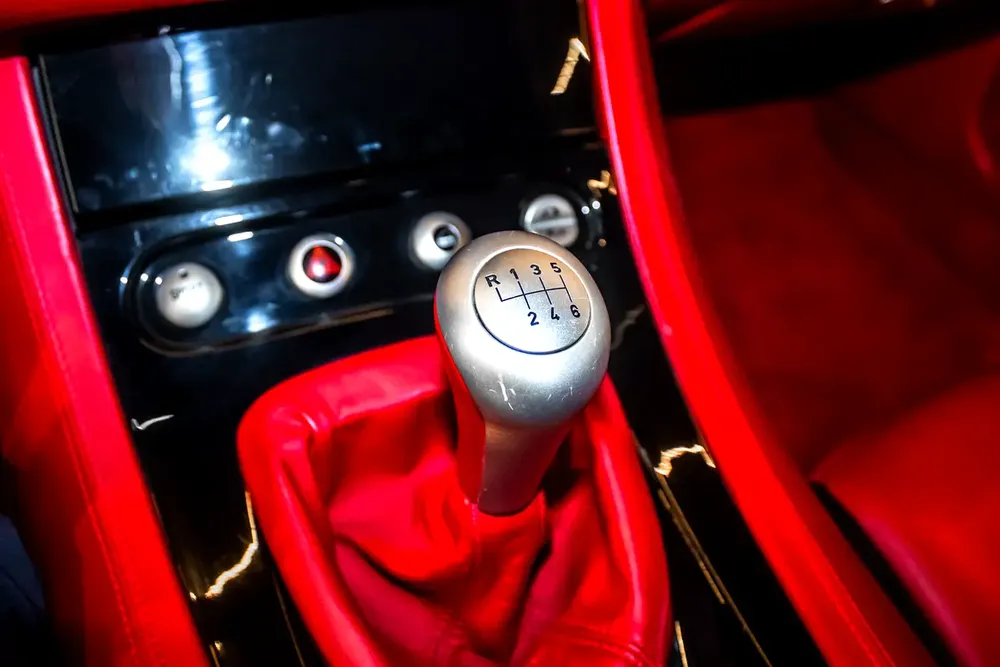 BMW Z8 - Image 13