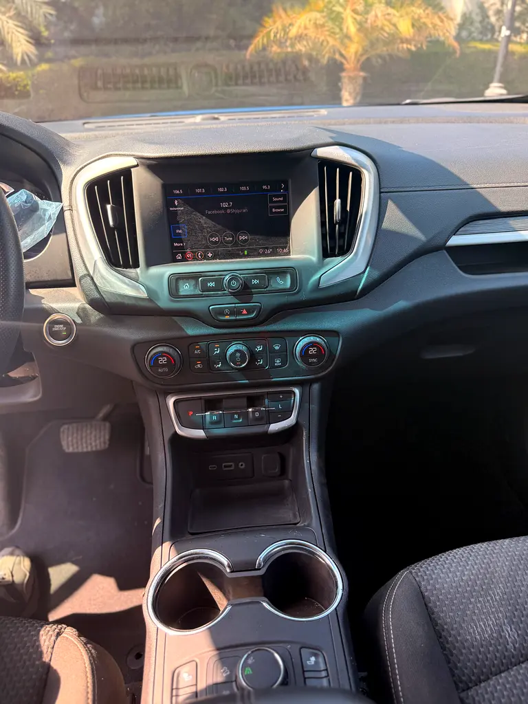 2024 GMC Terrain SLE - American Specs - Low Mileage - Image 6