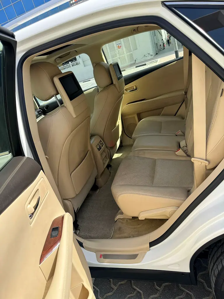 Lexus RX 350 Prestige 2015 | GCC Specs | Well Maintained - Image 12