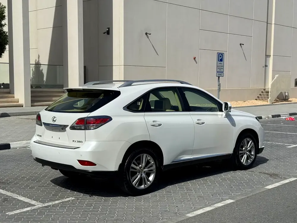 Lexus RX 350 Prestige 2015 | GCC Specs | Well Maintained - Image 5