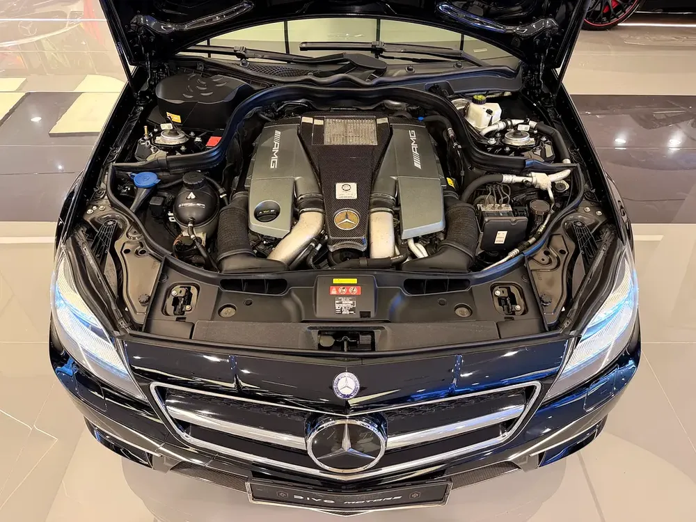 Mercedes-Benz CLS-Class CLS 63 S AMG 4MATIC 2016 MINT CONDITION - Image 6