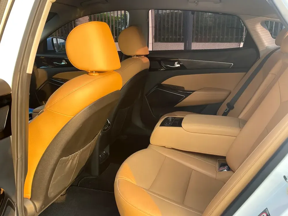 Super Clean Kia K7 (Cadenza) Korean Specs//Full Options except Sunroof - Image 10