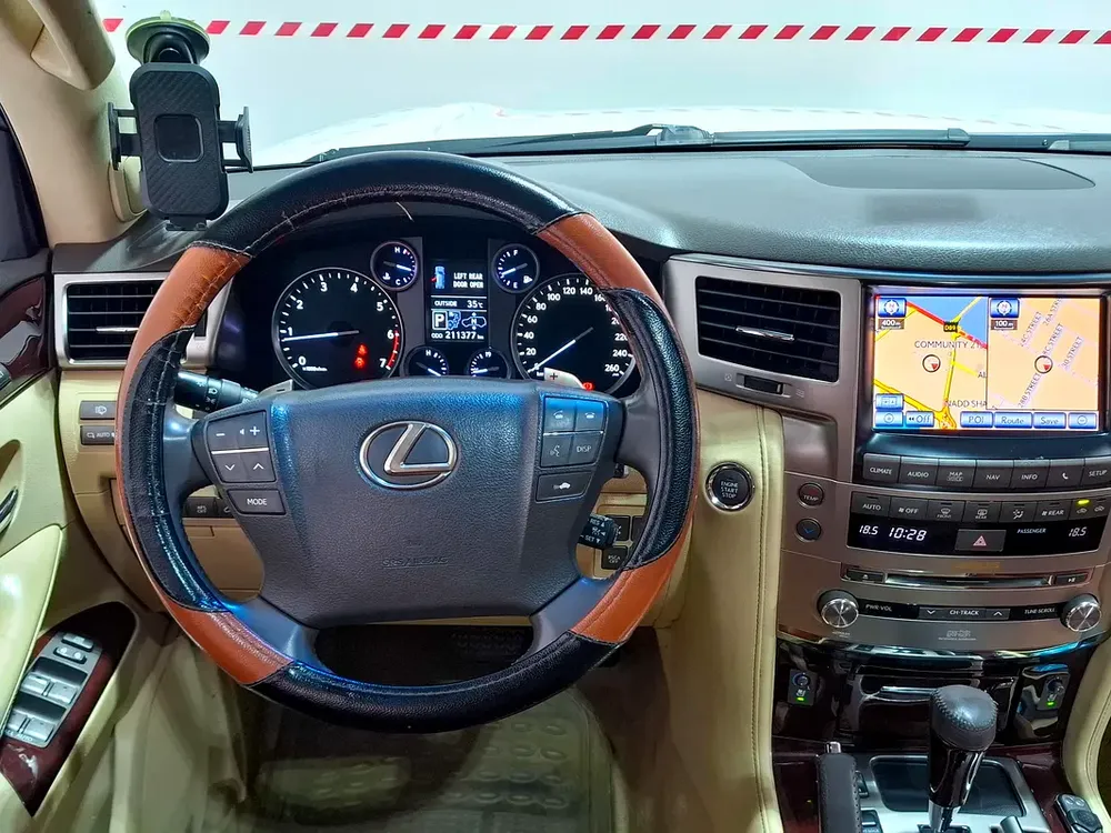 Inspected Car | 2012 Lexus LX-Series LX 570 Platinum | GCC Specs | Ref#468068 - Image 10