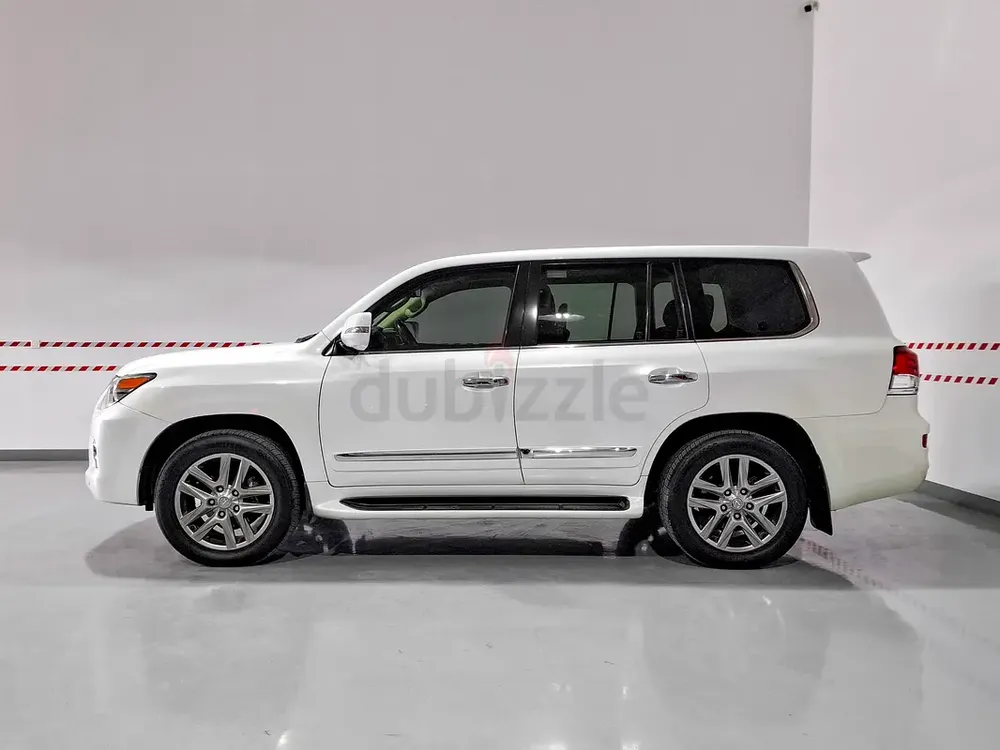 Inspected Car | 2012 Lexus LX-Series LX 570 Platinum | GCC Specs | Ref#468068 - Image 5