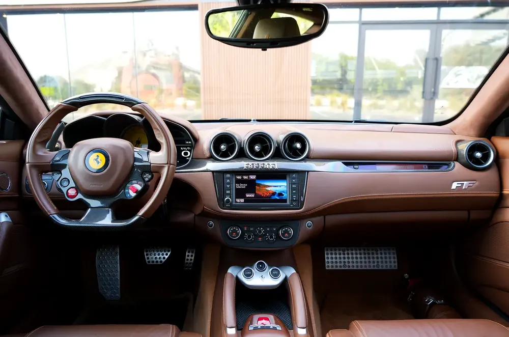 2013 Ferrari FF | GCC Specs | Fully loaded - Image 10