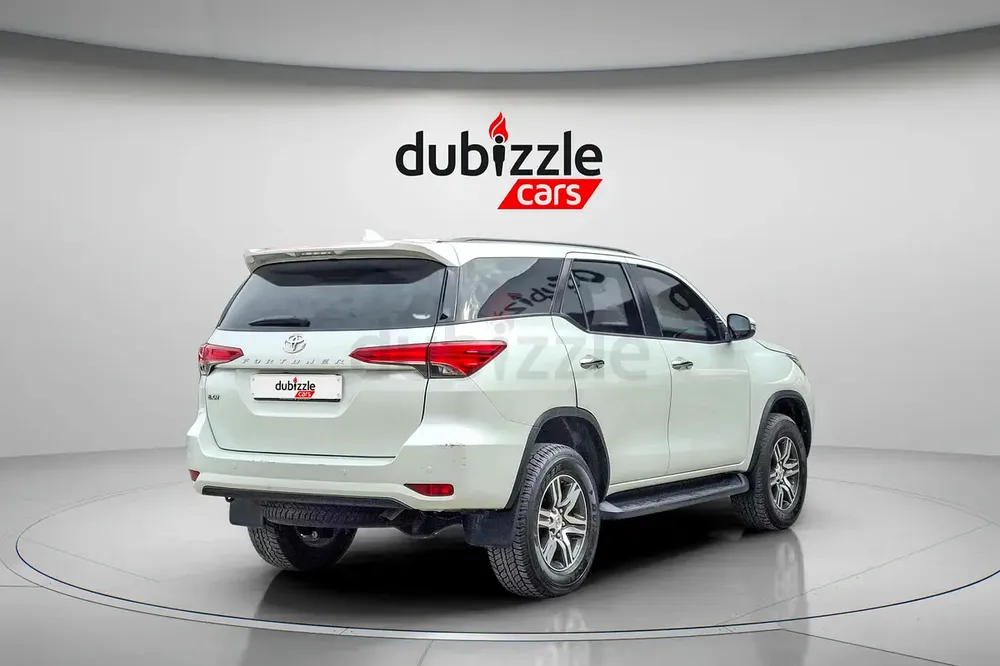 AED 1368/month | 2023 Toyota Fortuner  | GCC Specs | Ref#448238 - Image 6