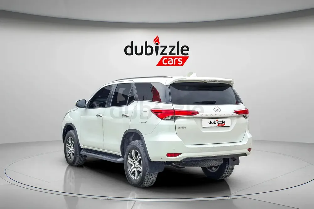 AED 1368/month | 2023 Toyota Fortuner  | GCC Specs | Ref#448238 - Image 8