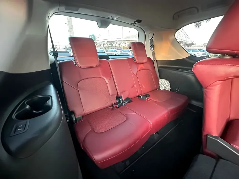 NISSAN PATROL SE PLATINUM 2022 GCC FULL SERVICE HISTORY NO ACCIDENTS NO PAINT - Image 11