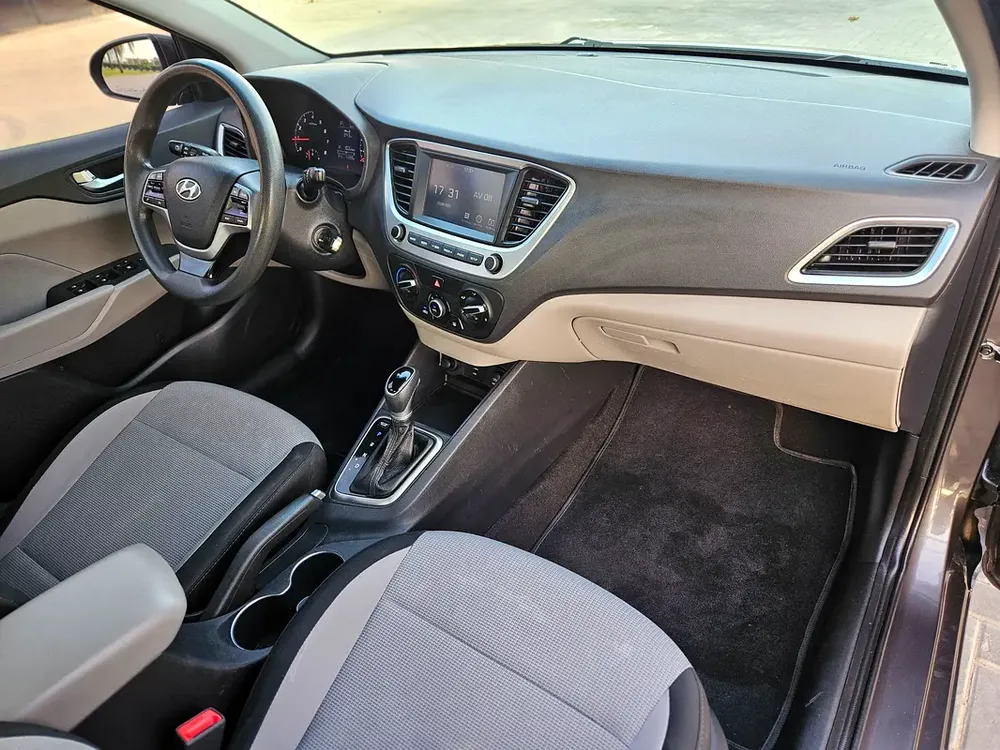Hyundai Accent 2023 GCC Premium Condition Car Low KM Single Owned Family Sedan - Image 11