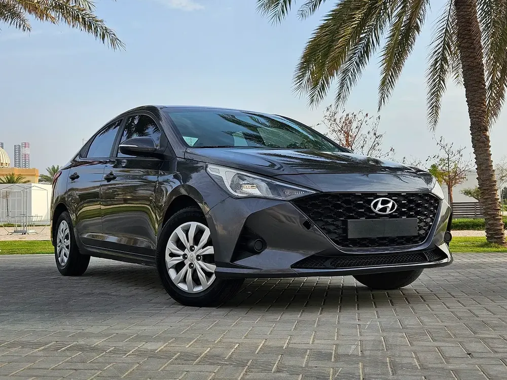 Hyundai Accent 2023 GCC Premium Condition Car Low KM Single Owned Family Sedan - Image 5
