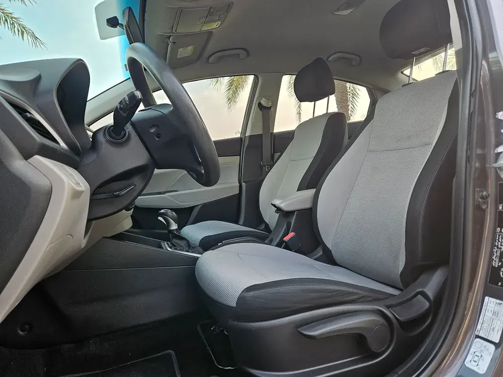Hyundai Accent 2023 GCC Premium Condition Car Low KM Single Owned Family Sedan - Image 7