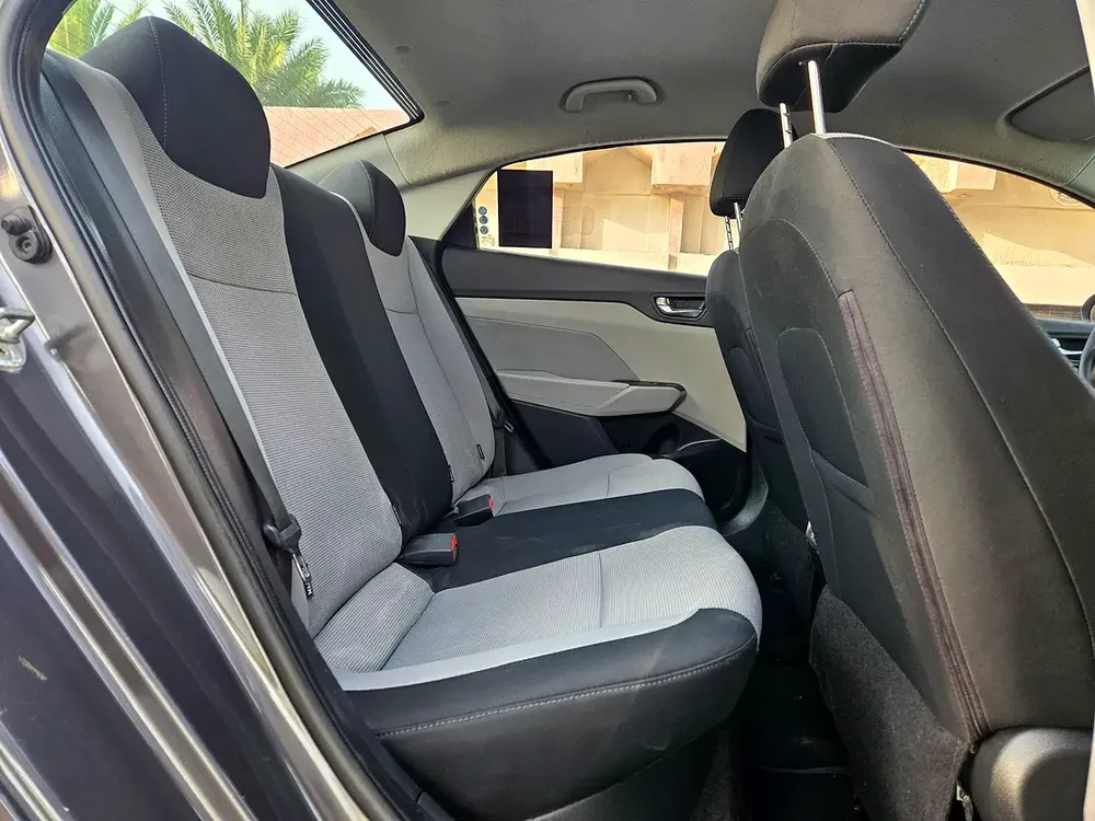 Hyundai Accent 2023 GCC Premium Condition Car Low KM Single Owned Family Sedan - Image 9