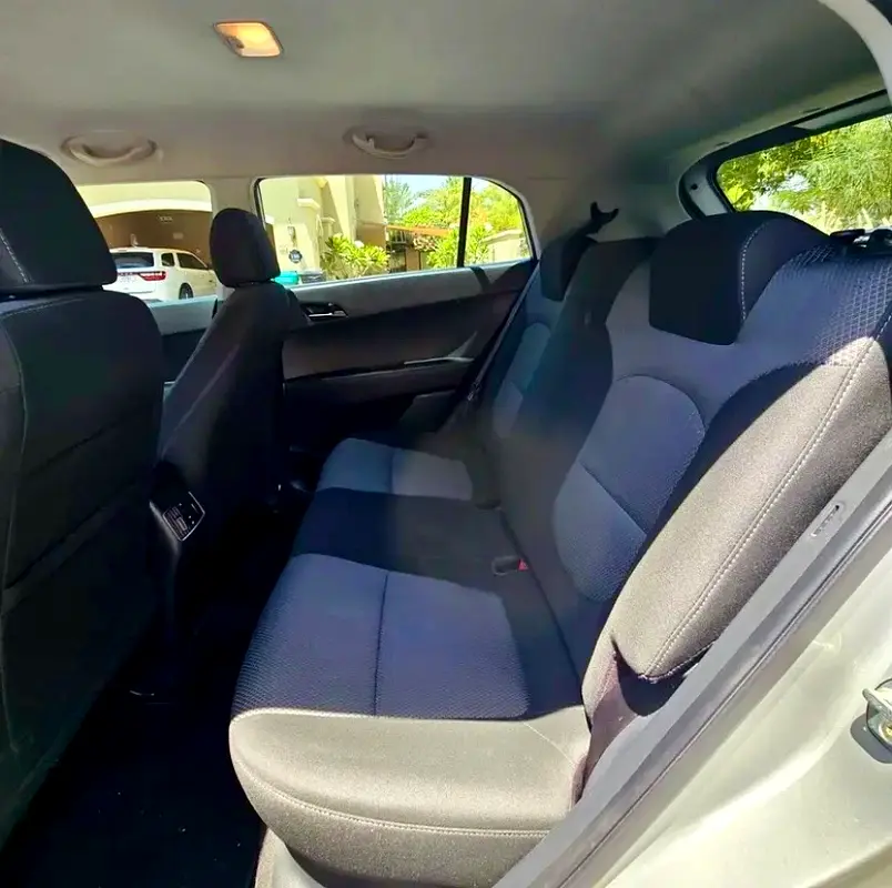 WHATSAPP ONLY AGENCY SERVICE Hyundai 1.6 L GLS 2018 GCC Specs - Well Maintained - Image 10