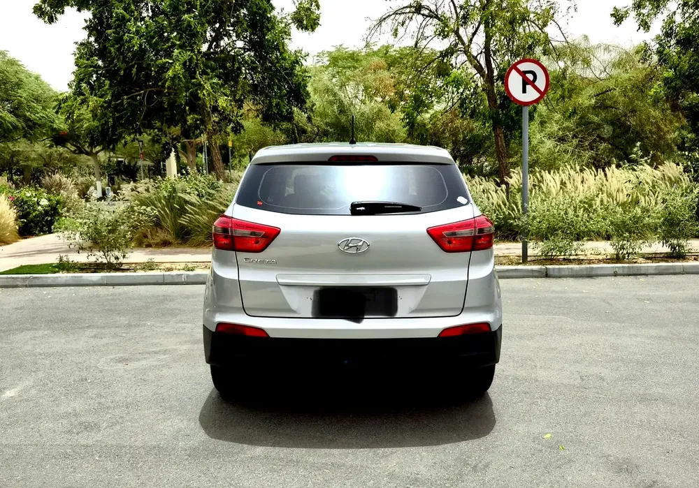 WHATSAPP ONLY AGENCY SERVICE Hyundai 1.6 L GLS 2018 GCC Specs - Well Maintained - Image 6