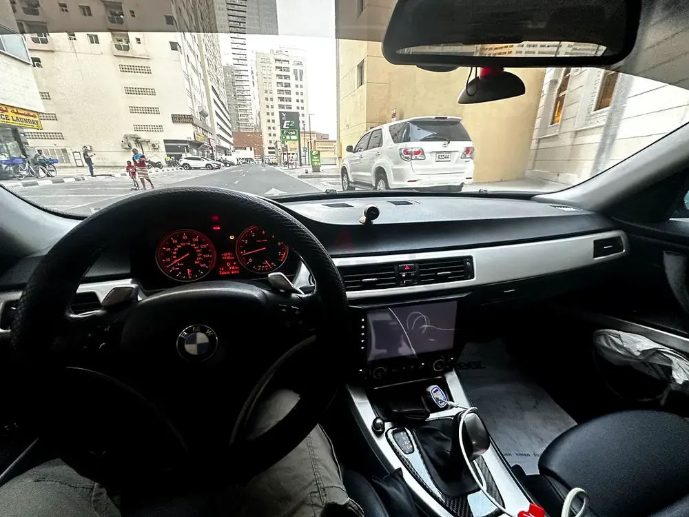 BMW 328i 2008 - Excellent Condition - Powerful Inline-6 - Image 6