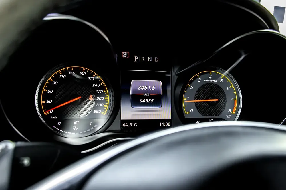 Mercedes-Benz AMG GT S 2018 - Image 13