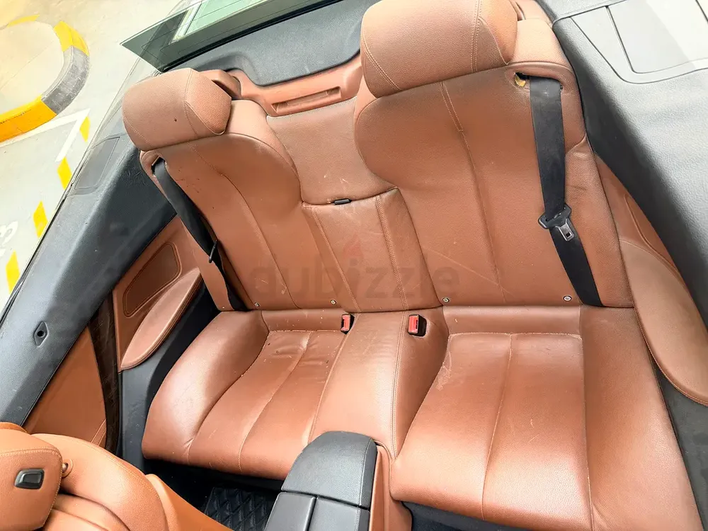 BMW 6-Series 640i 2011 GCC Specs - Image 13