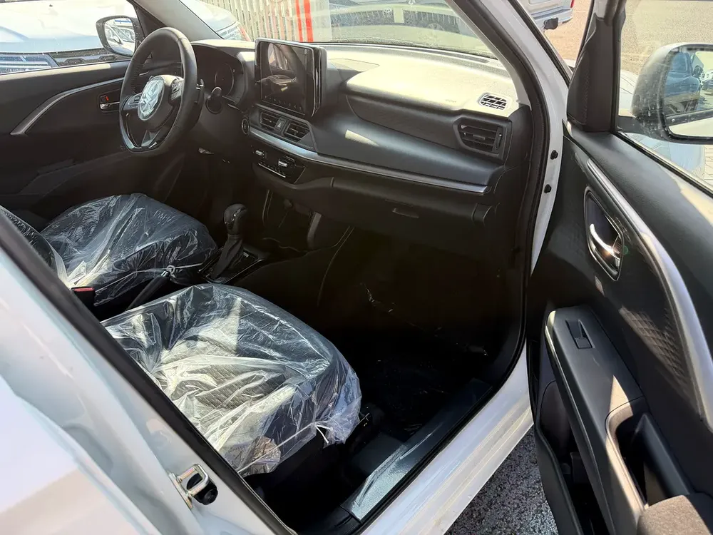 Suzuki Swift 1.2 GLX Automatic Export @ 37500-/Aed - Image 7