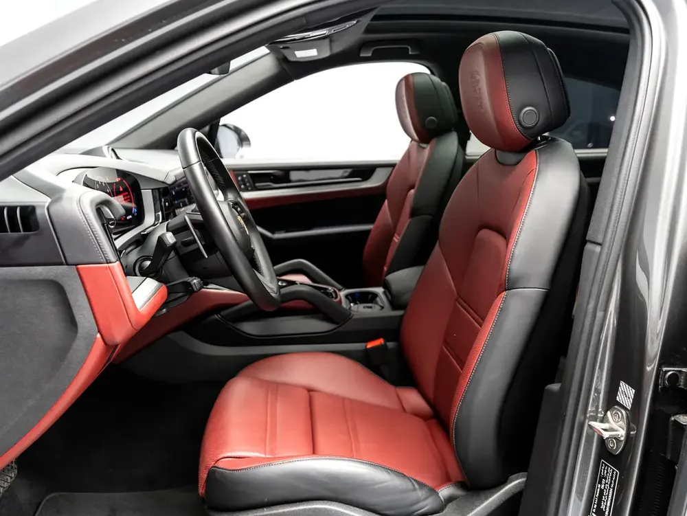 SUMMER STARTS NOW | EXCLUSIVE DEAL BY BLACKLINE, Warranty, Full Service History, GCC - Image 10