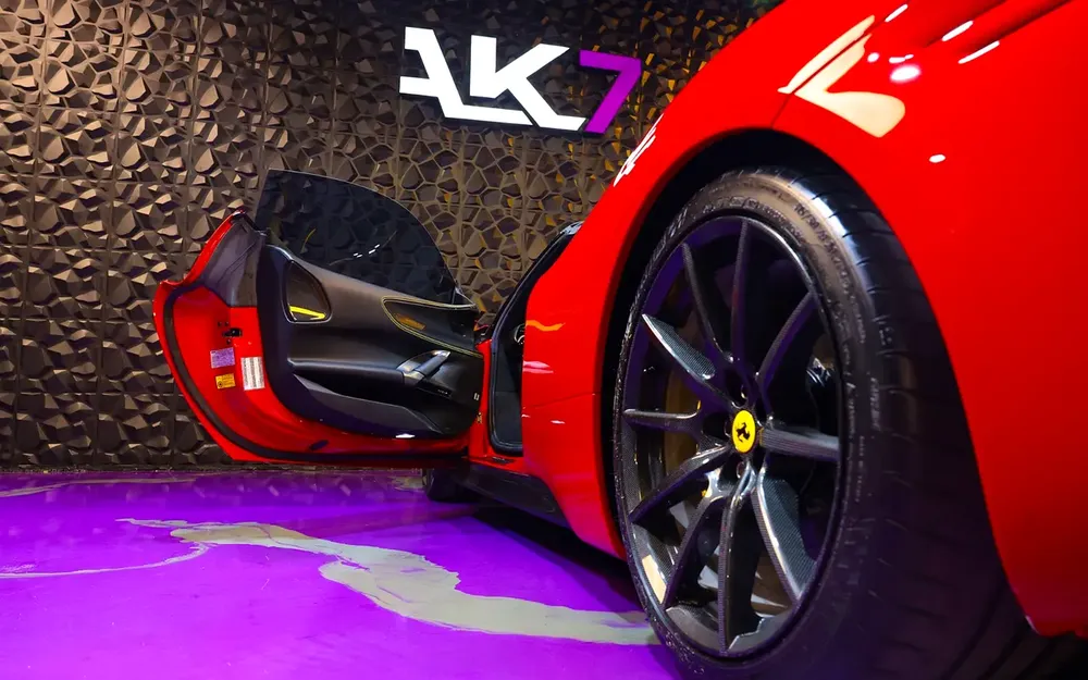 Ferrari SF90 Spider 2024 | V8 Hybrid | Unregistered - Image 18