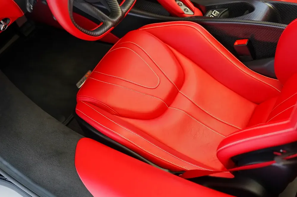 765 LT SPYDER | FULL CARBON INTERIOR AND EXTERIOR | WARRANTY AVAILABLE - Image 14