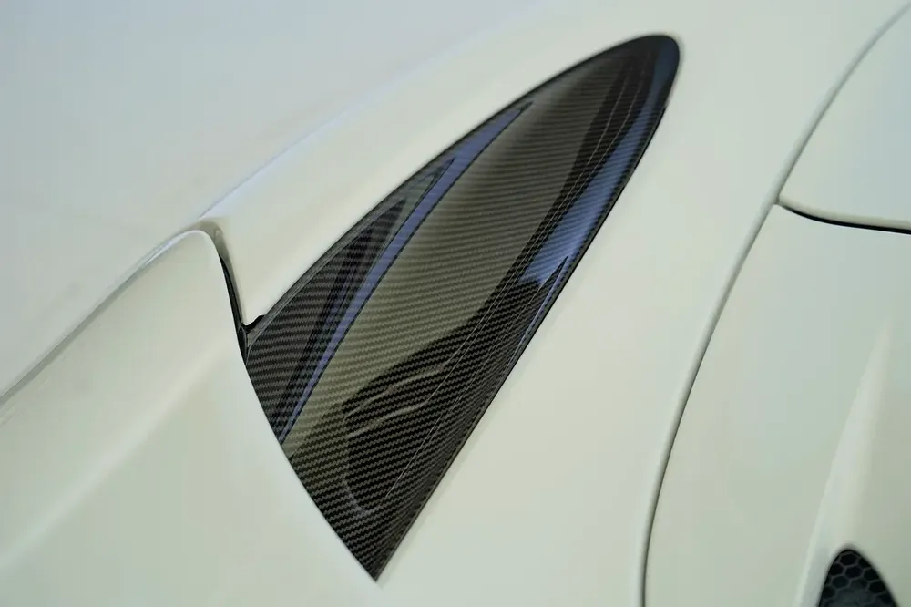 765 LT SPYDER | FULL CARBON INTERIOR AND EXTERIOR | WARRANTY AVAILABLE - Image 9
