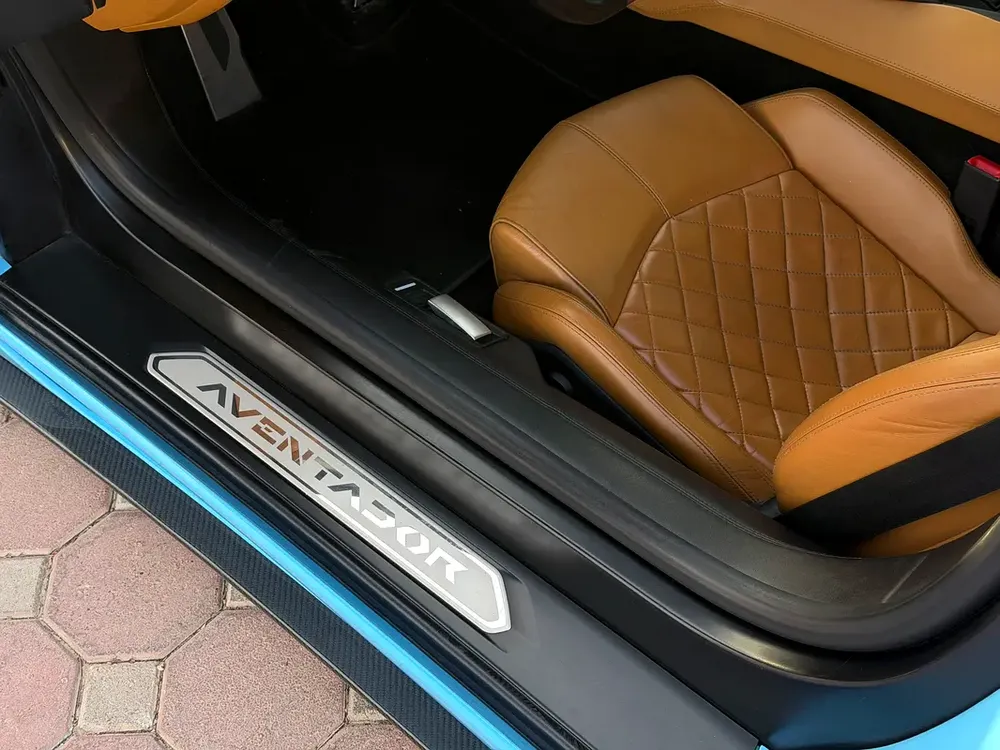 Lamborghini Aventador ( GCC Specs ) - Image 12