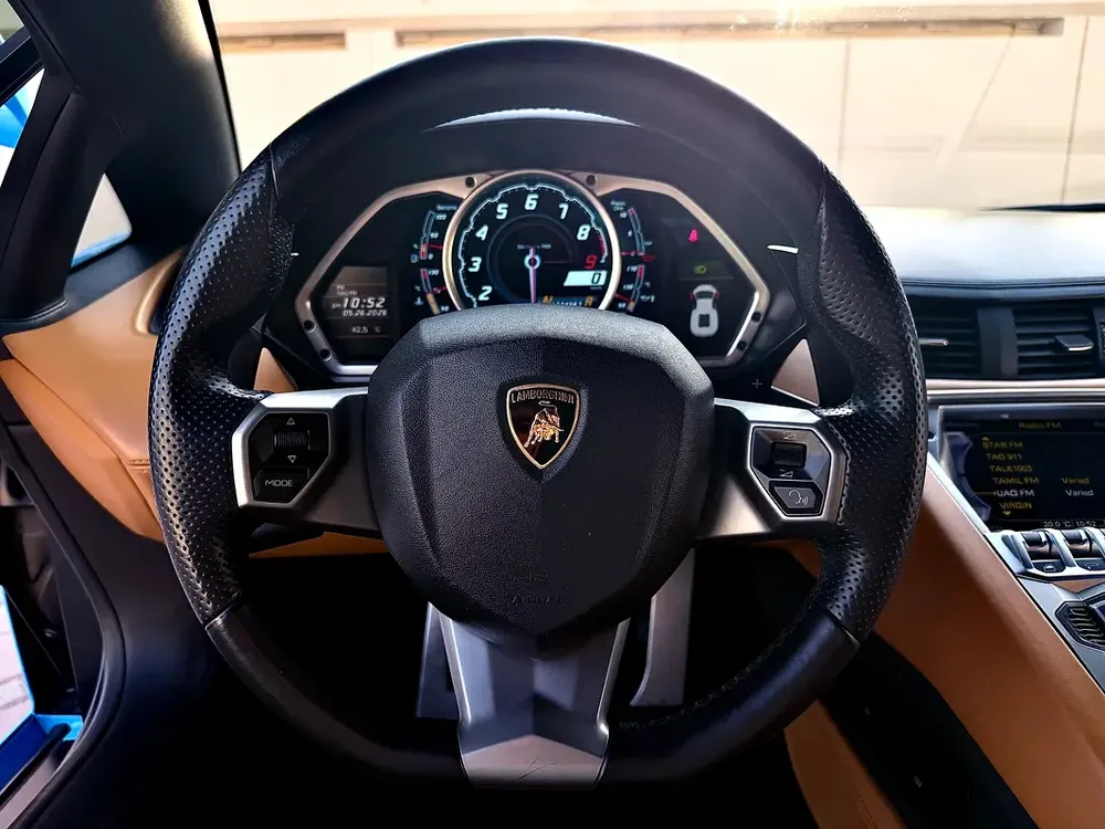 Lamborghini Aventador ( GCC Specs ) - Image 15