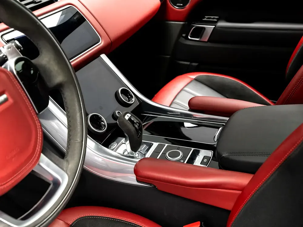 SUMMER STARTS NOW | EXCLUSIVE DEAL BY BLACKLINE, 2022 Range Rover Sport HST, 1 Year Warranty, GCC - Image 16