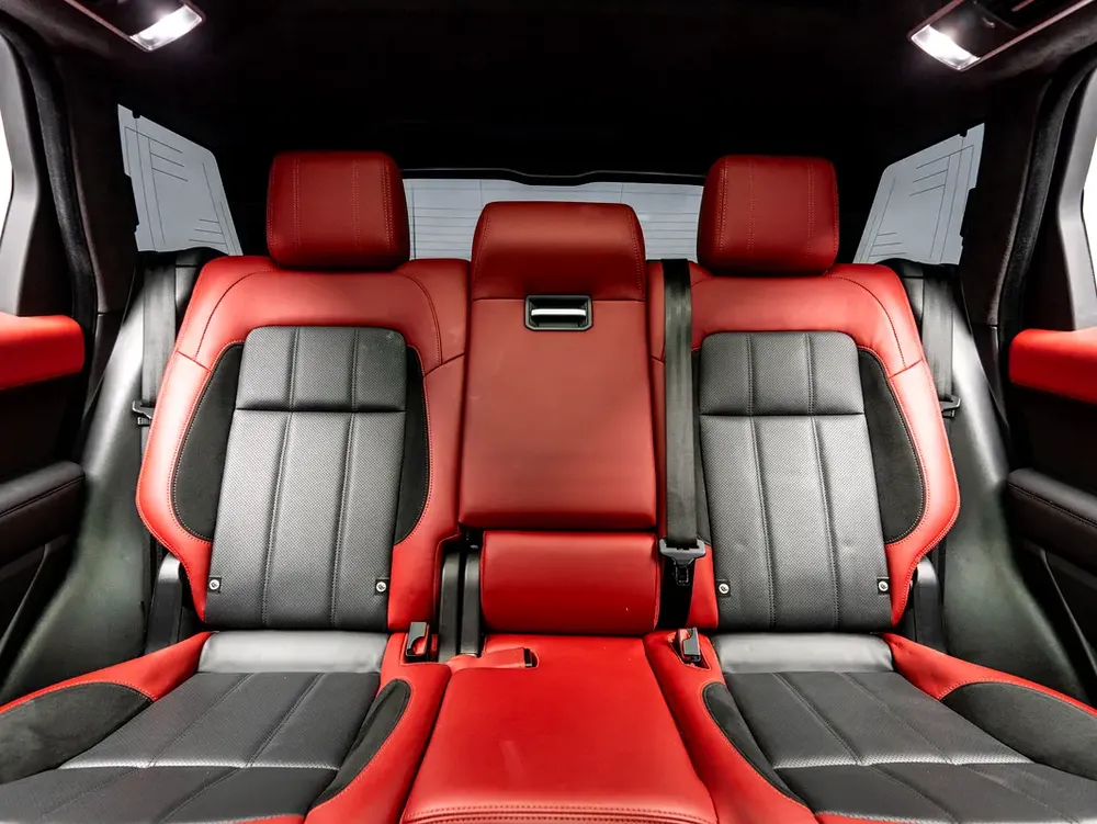 SUMMER STARTS NOW | EXCLUSIVE DEAL BY BLACKLINE, 2022 Range Rover Sport HST, 1 Year Warranty, GCC - Image 18