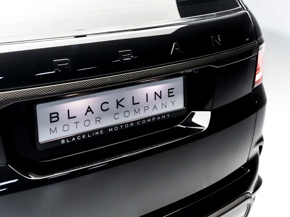 SUMMER STARTS NOW | EXCLUSIVE DEAL BY BLACKLINE, 2022 Range Rover Sport HST, 1 Year Warranty, GCC - Image 5