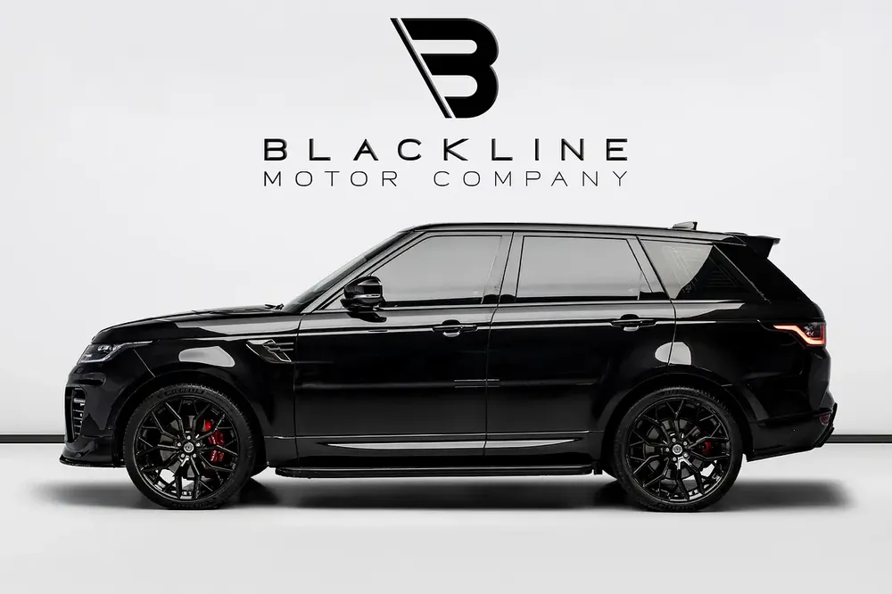 SUMMER STARTS NOW | EXCLUSIVE DEAL BY BLACKLINE, 2022 Range Rover Sport HST, 1 Year Warranty, GCC - Image 6