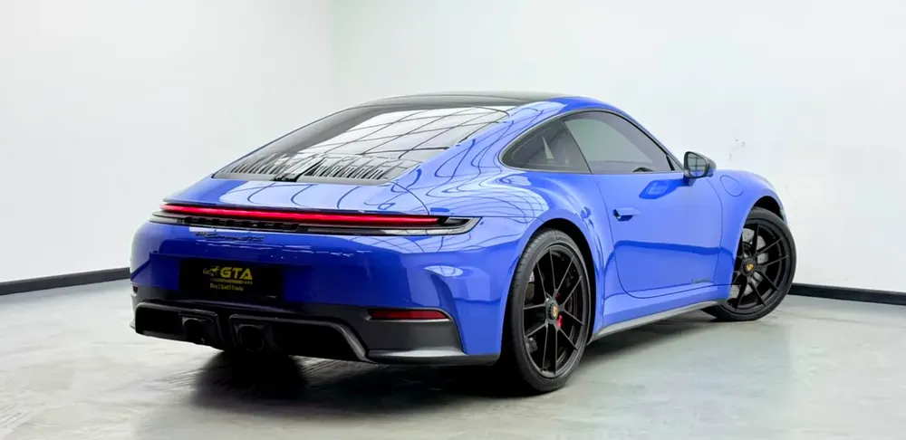 2025 Porsche 911 Carrera GTS, Porsche Warranty+Full Service History, Full PPF, GCC - Image 6