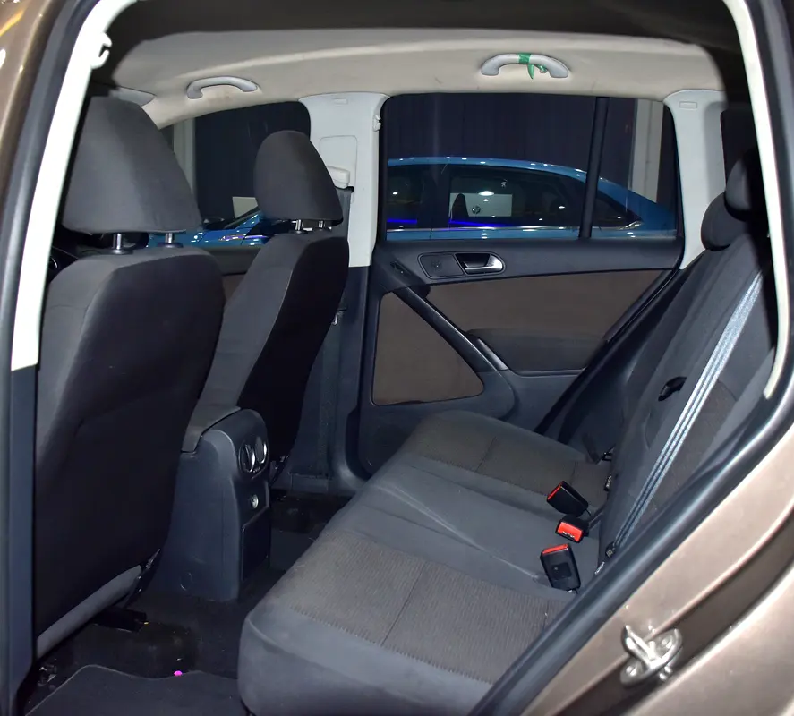 EXCELLENT DEAL for our Volkswagen Tiguan ( 2015 Model ) in Brown Color GCC Specs - Image 15