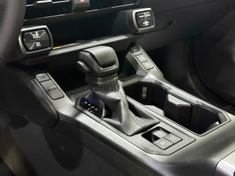 Toyota RAV4 - Model 2026 - Japanese Specs - Image 8