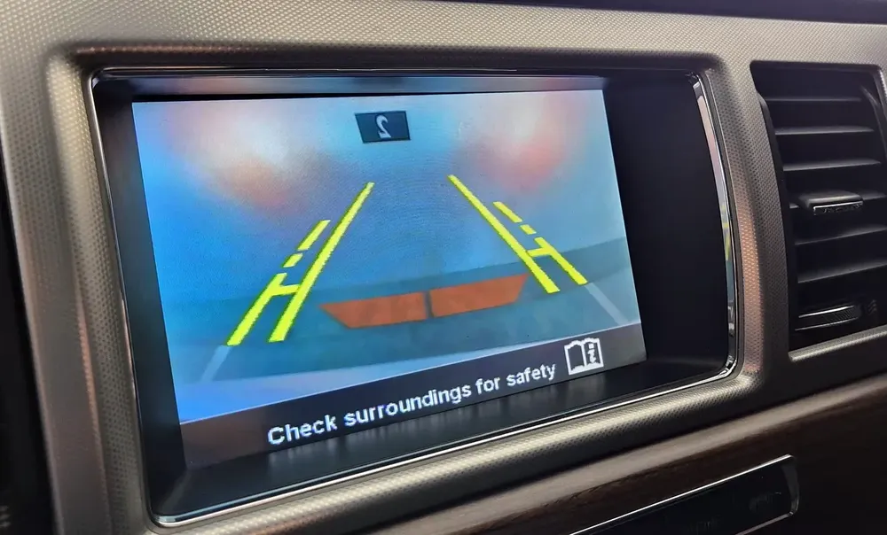 BEST EXAMPLE!!! 2015 JAGUAR XF GCC, AGENCY HISTORY !!! - Image 7