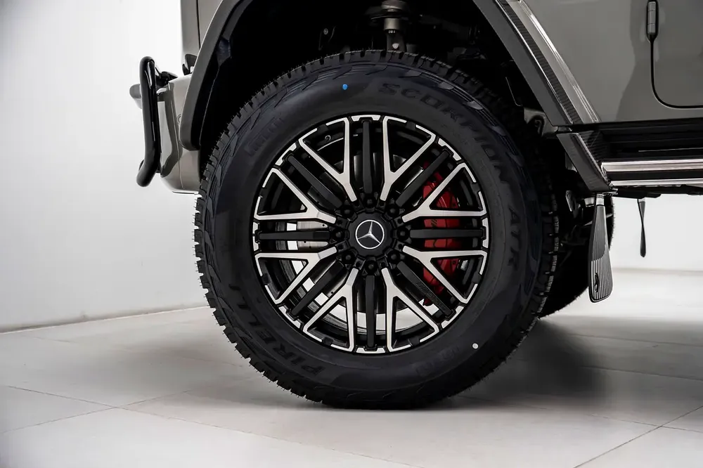 GCC SPECS GARGASH WARRANTY - LIMITED PRODUCTION - 2022 MERCEDES AMG G63 4X4² V8 BITURBO - Image 5