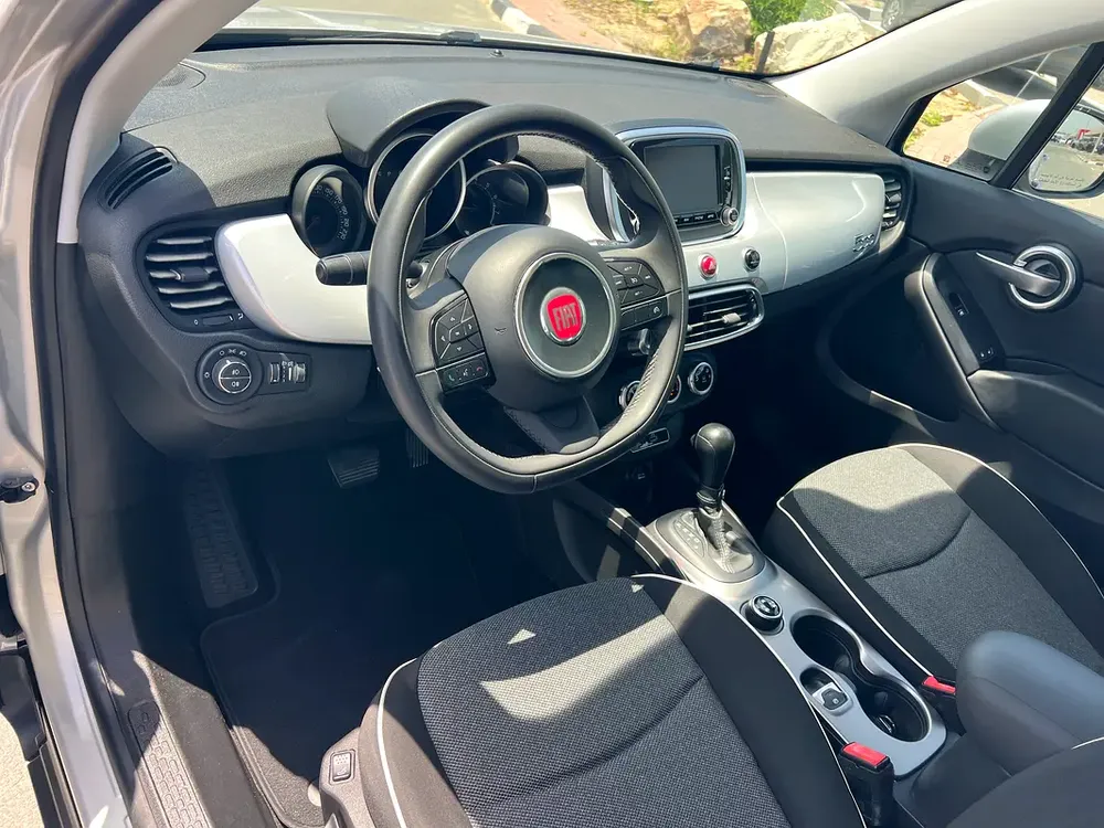 Fiat 500X Grand Opening Edition 2018 GCC Specs - Excellent Condition! - Image 13