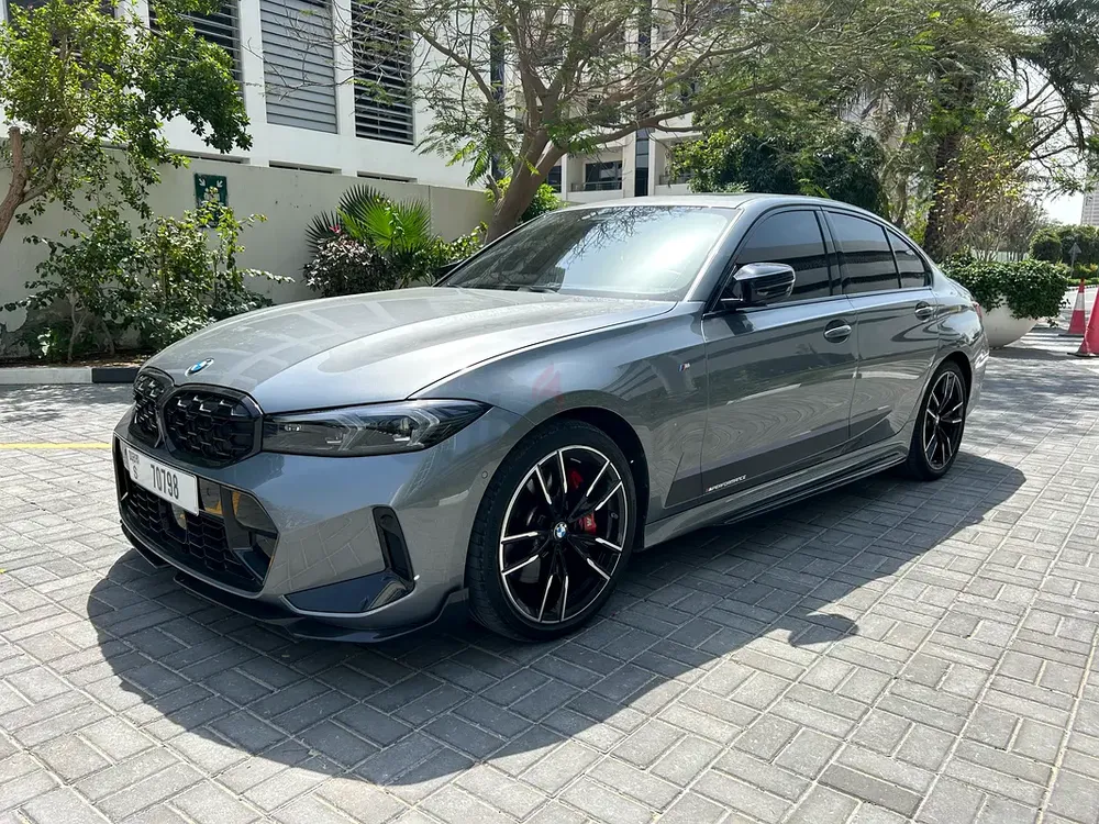 GCC BMW M340i LOW KM - Image 9