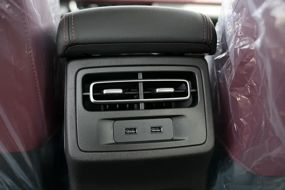GWM Poer, 2.0L, 4x4, Double Cabin, Petrol, 2026 - Image 13