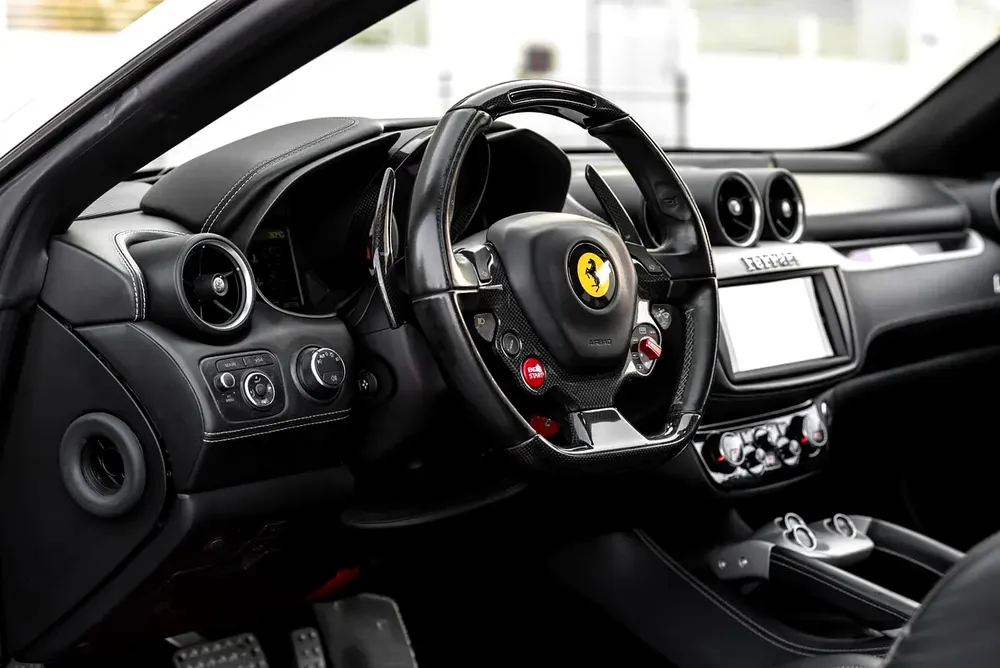 Ferrari FF GCC Specs - Service History - Image 11