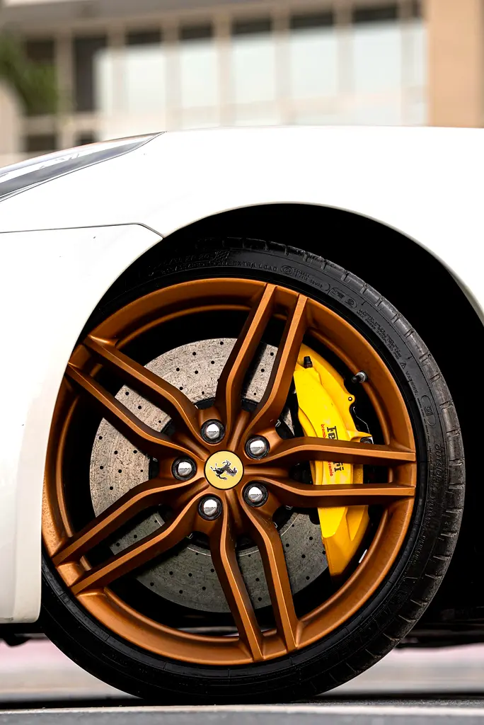 Ferrari FF GCC Specs - Service History - Image 8