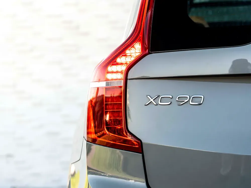 0% DOWN PAYMENT | THE MAY ADVANTAGE | FAMILY SUV | ZERO WAITLIST | XC90 ULTIMATE BRIGHT | WARRANTY - Image 8