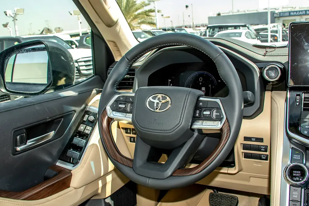 Toyota Land Cruiser GXR 2026 - GCC Specs - Brand New! - Image 11
