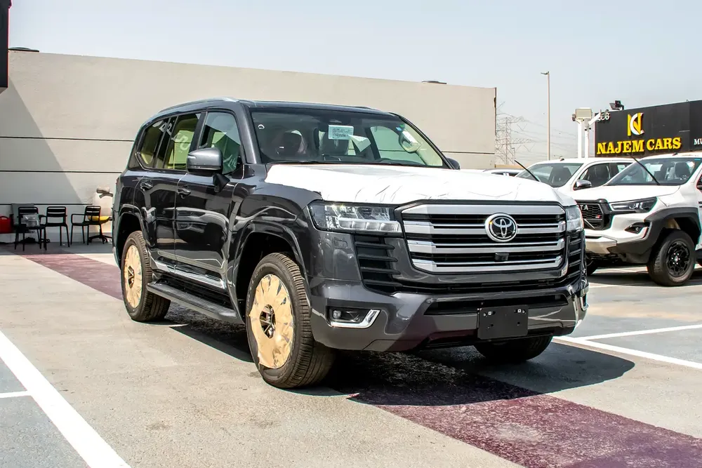Toyota Land Cruiser GXR 2026 - GCC Specs - Brand New! - Image 4