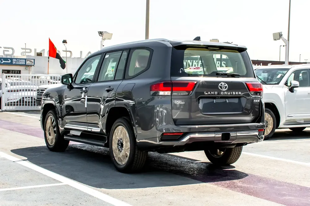 Toyota Land Cruiser GXR 2026 - GCC Specs - Brand New! - Image 5