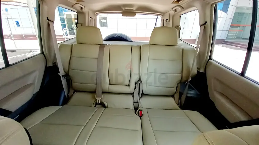Pearl White Mitsubishi Pajero 2006 Full Options | GCC Specs (Great Condition) - Image 13