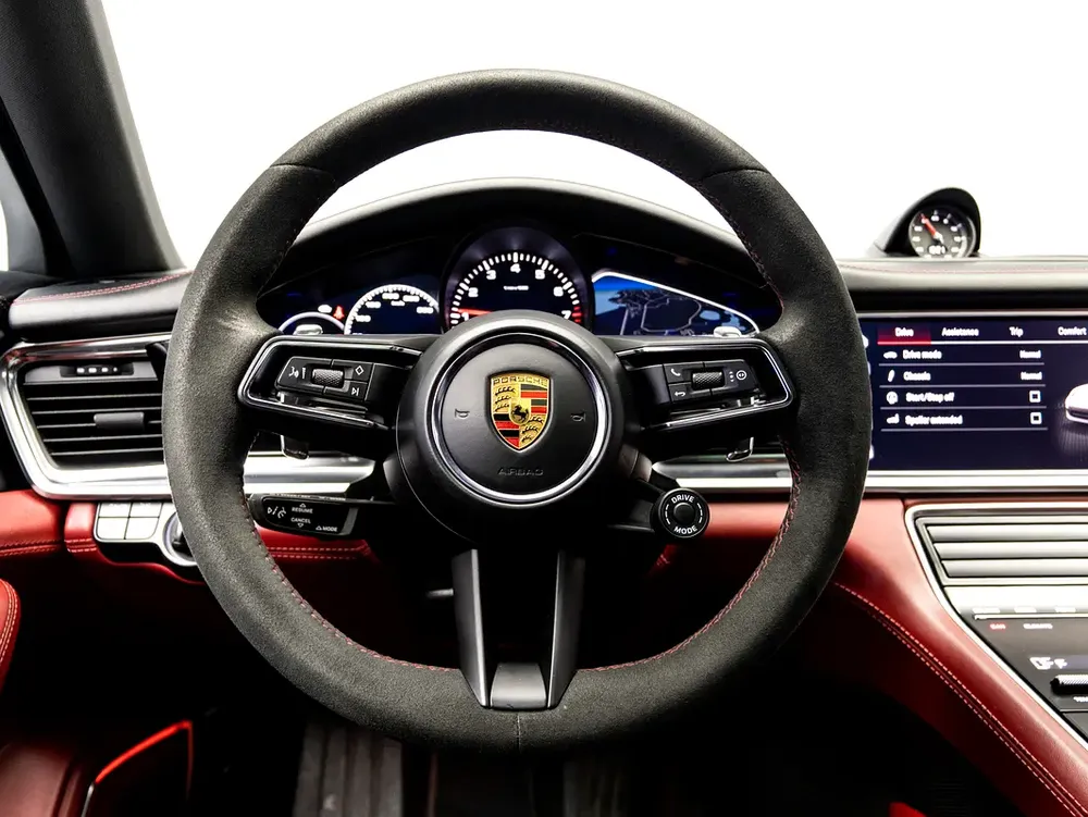 SUMMER STARTS NOW | EXCLUSIVE DEAL BY BLACKLINE, February 2027 Porsche Warranty, GCC - Image 11