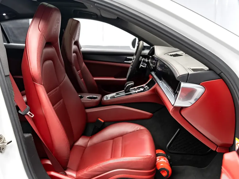 SUMMER STARTS NOW | EXCLUSIVE DEAL BY BLACKLINE, February 2027 Porsche Warranty, GCC - Image 8